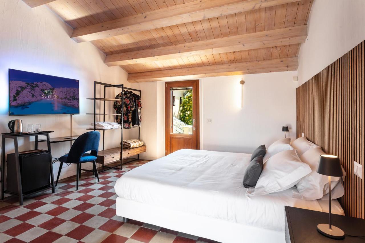 Reef Suites Olbia Eksteriør billede