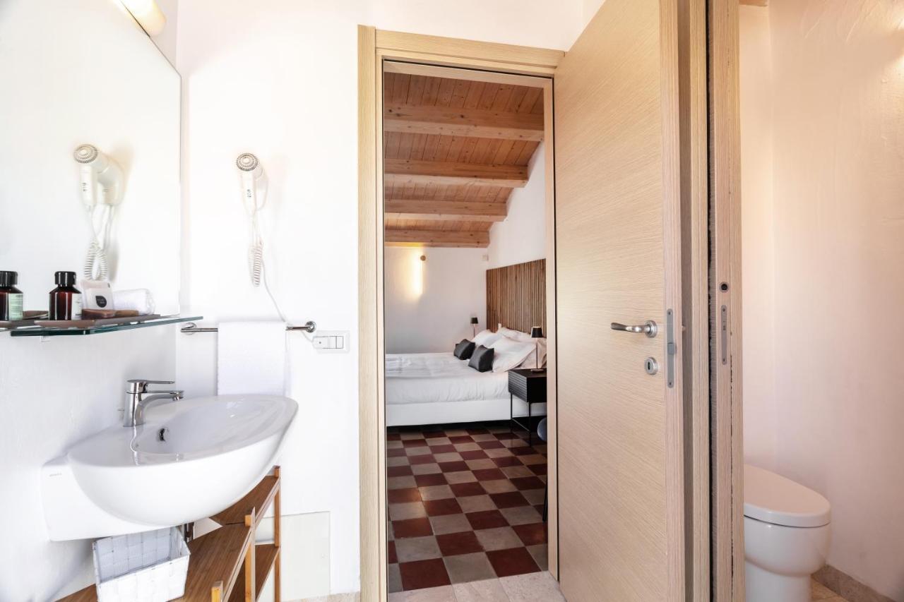 Reef Suites Olbia Eksteriør billede